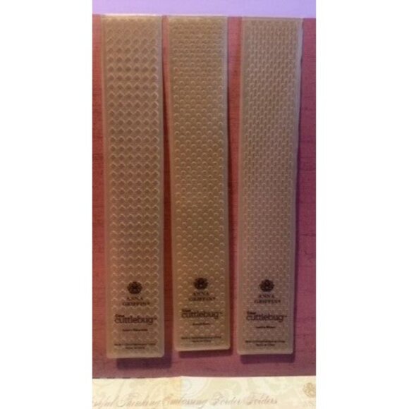 Anna Griffin Wishful Thinking Embossing border folder set - Picture 2 of 3